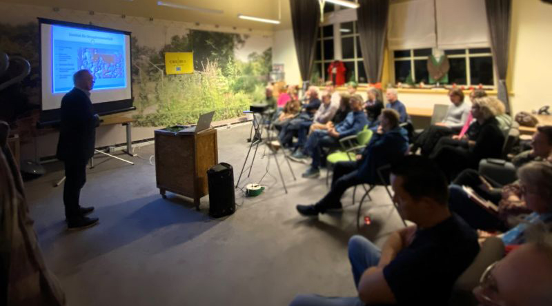 Regenboogcafé ontving gastspreker Alex Bakker